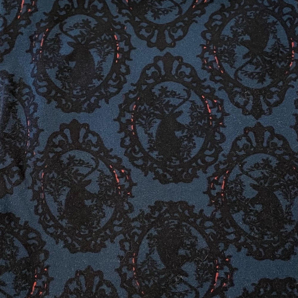 Victorian Deer Cameo EUC TC LuLaRoe Leggings